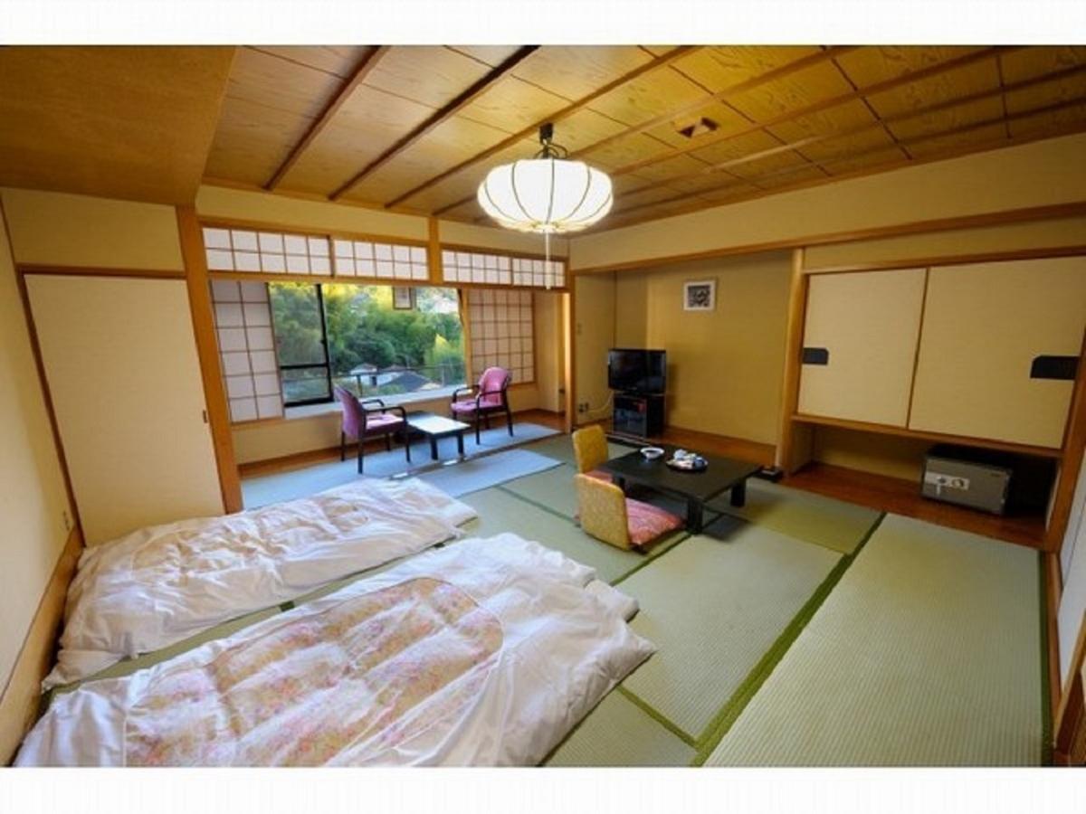 Izu Nagaoka Kinjokan Izunokuni Esterno foto